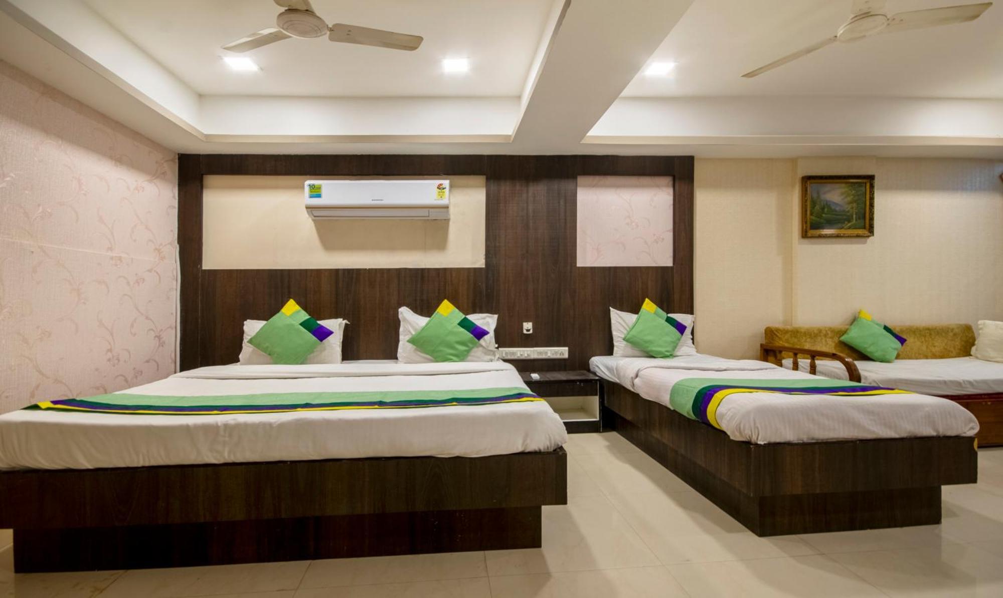 Itsy Hotels Shree Krishna Palace Ахмедабад Экстерьер фото